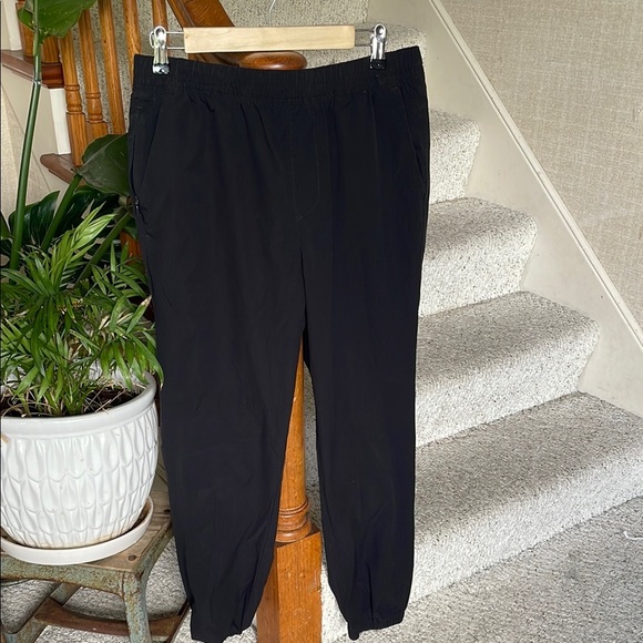 Banana Republic Black Joggers - Picture 1 of 16
